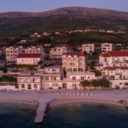 Antonio - Podstrana, Split 3* Podstrana