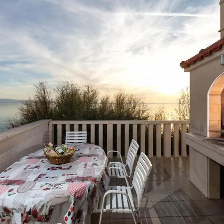 Gasthuis Antonio - Podstrana, Split 3*